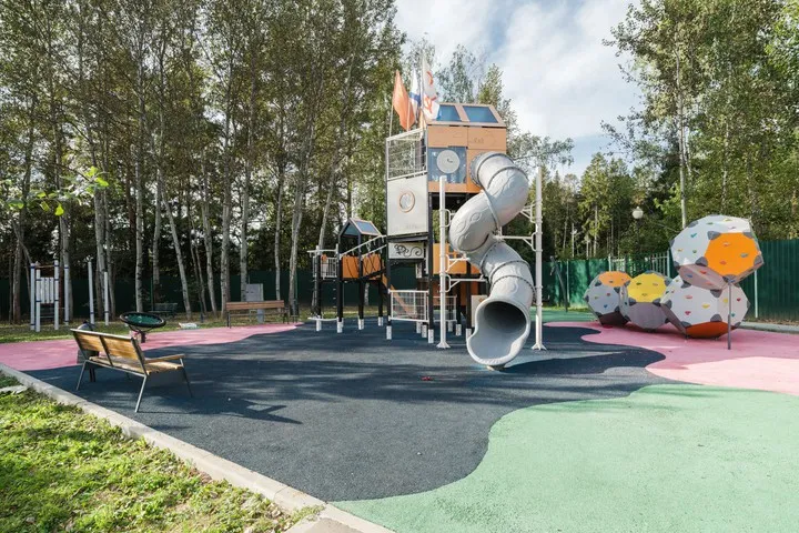 https://newmoscowhouse.ru/media/cache/cd/95/cd95e5d5674cbb1e073ed538e85007ae.jpg