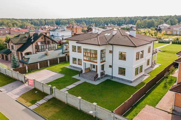 https://newmoscowhouse.ru/media/cache/e7/90/e7908b44c2227de75151b792dd1ce305.jpg
