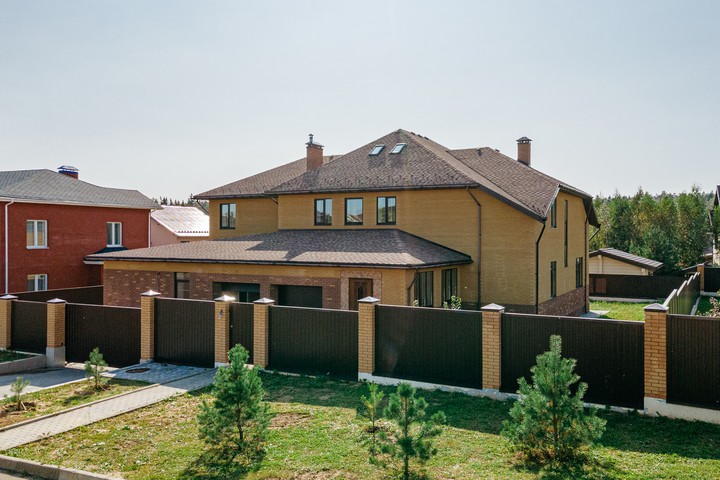 https://newmoscowhouse.ru/media/cache/2b/9b/2b9b0b007b2244b84758b26140a5e16b.jpg